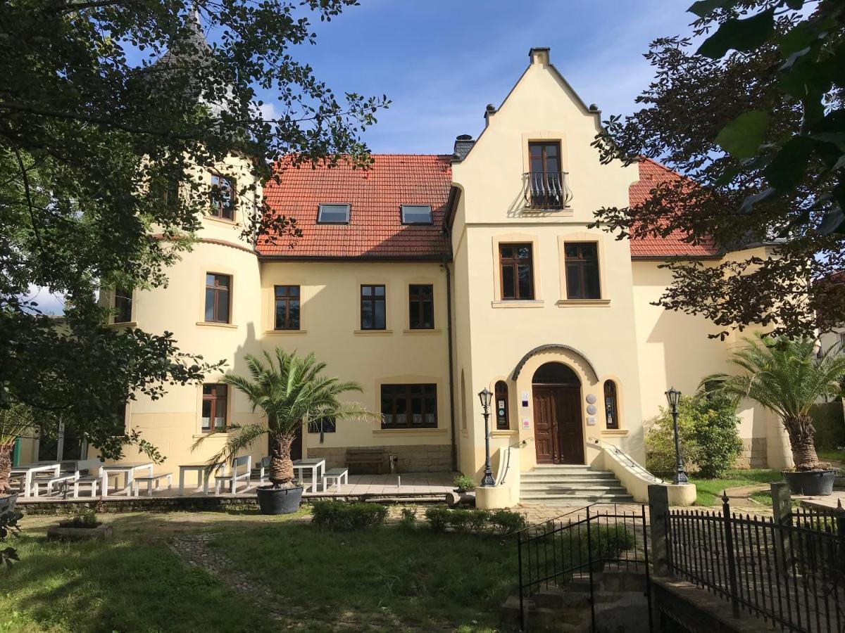 Parkschloesschen Hotel Maasdorf  Buitenkant foto
