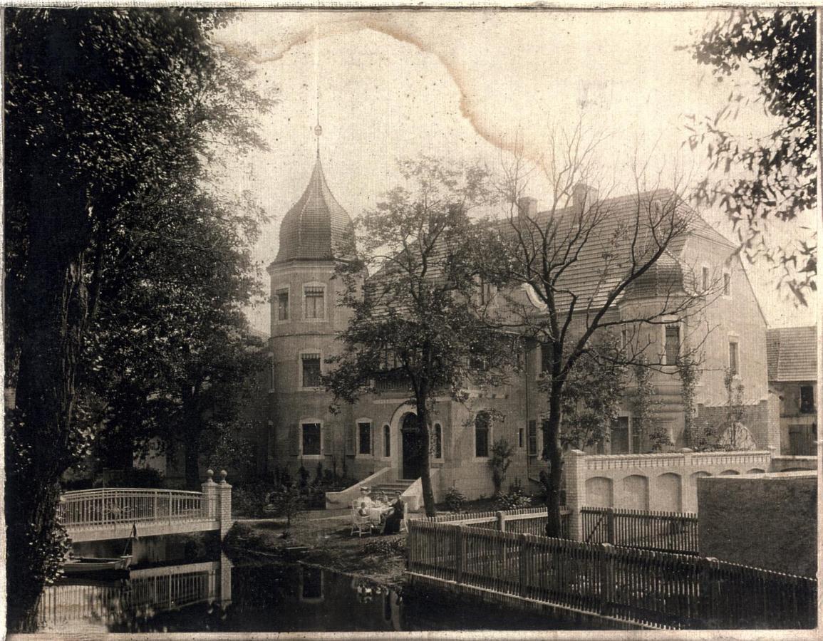 Parkschloesschen Hotel Maasdorf  Buitenkant foto