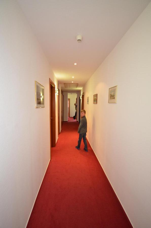 Parkschloesschen Hotel Maasdorf  Buitenkant foto